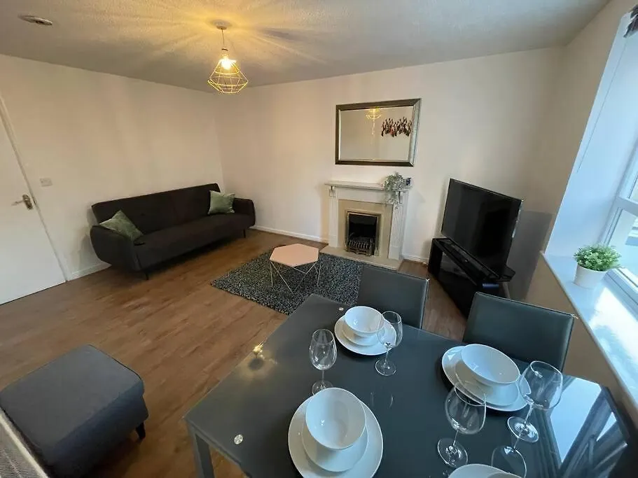 Lovely 2-Bed Flat Along The River Thames London