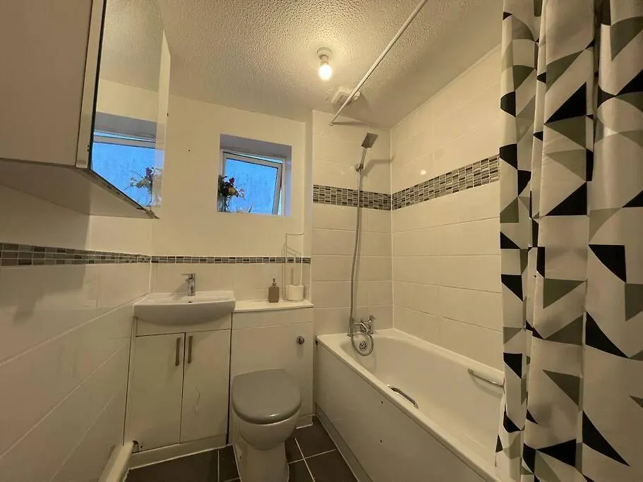 Lovely 2-Bed Flat Along The River Thames Λονδίνο Ηνωμένο Βασίλειο